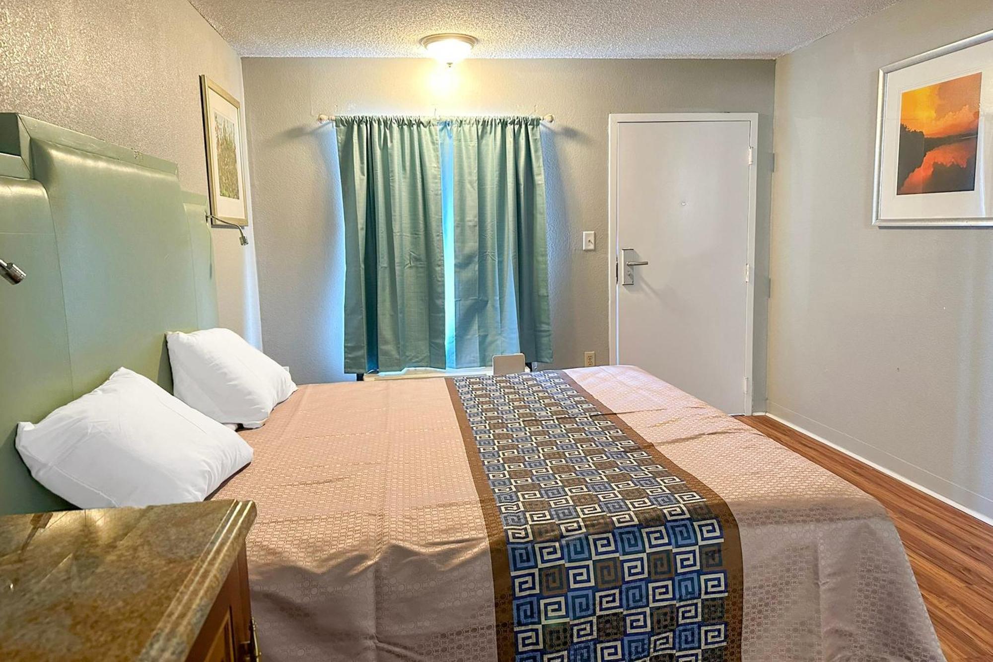 Hahira Inn By Oyo Near Valdosta Exterior photo